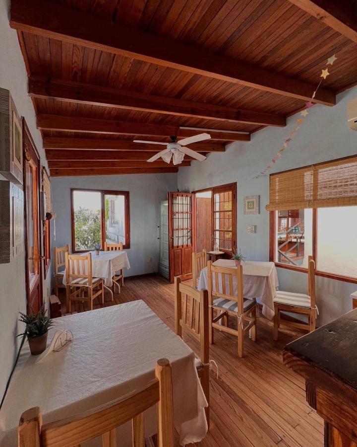 Hosteria Isabel Departamentos Y Habitaciones Con Bano Privado Las Grutas Ngoại thất bức ảnh