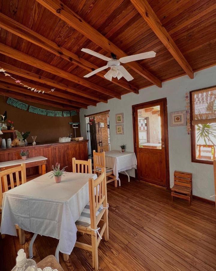 Hosteria Isabel Departamentos Y Habitaciones Con Bano Privado Las Grutas Ngoại thất bức ảnh