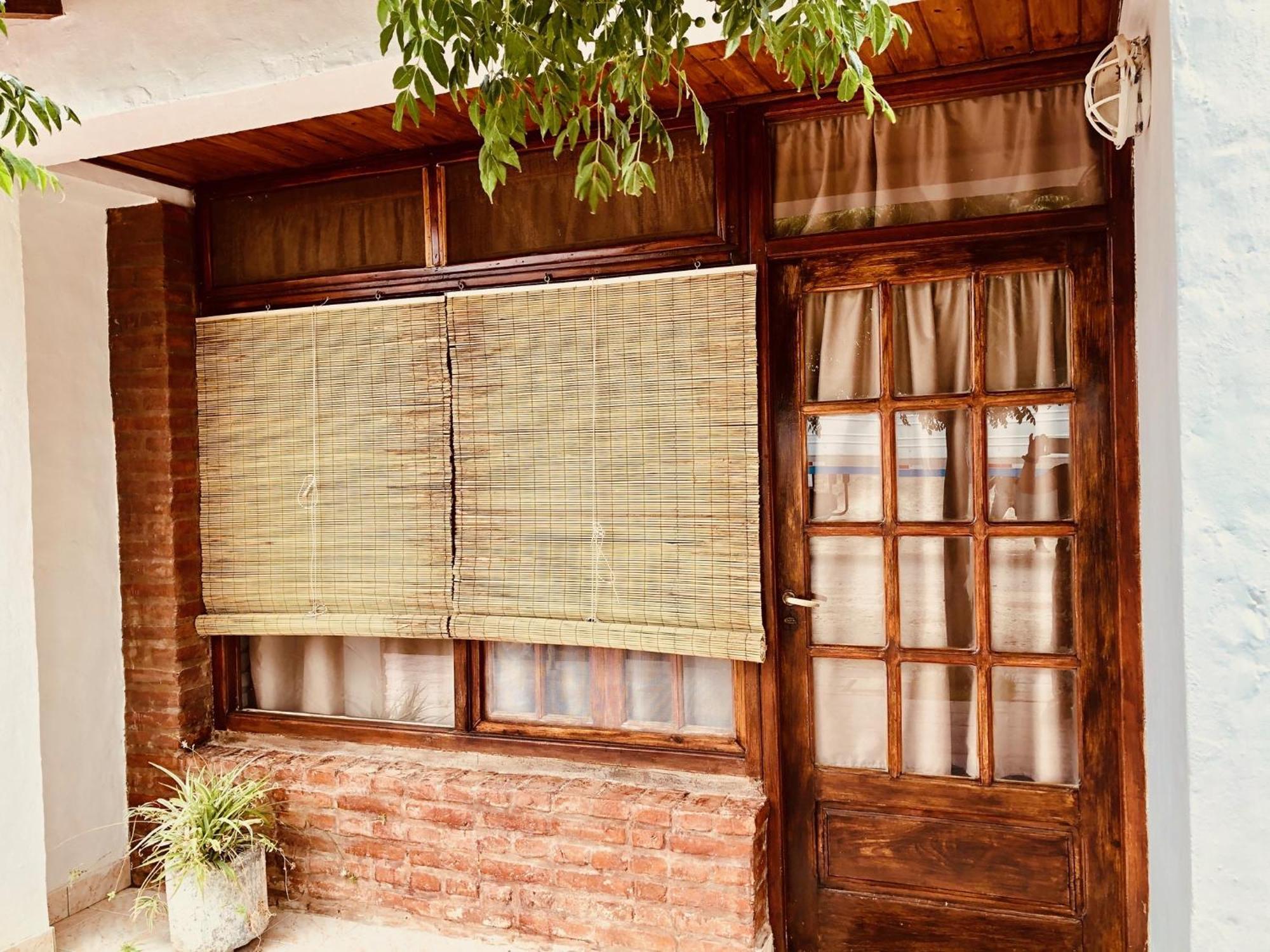 Hosteria Isabel Departamentos Y Habitaciones Con Bano Privado Las Grutas Ngoại thất bức ảnh