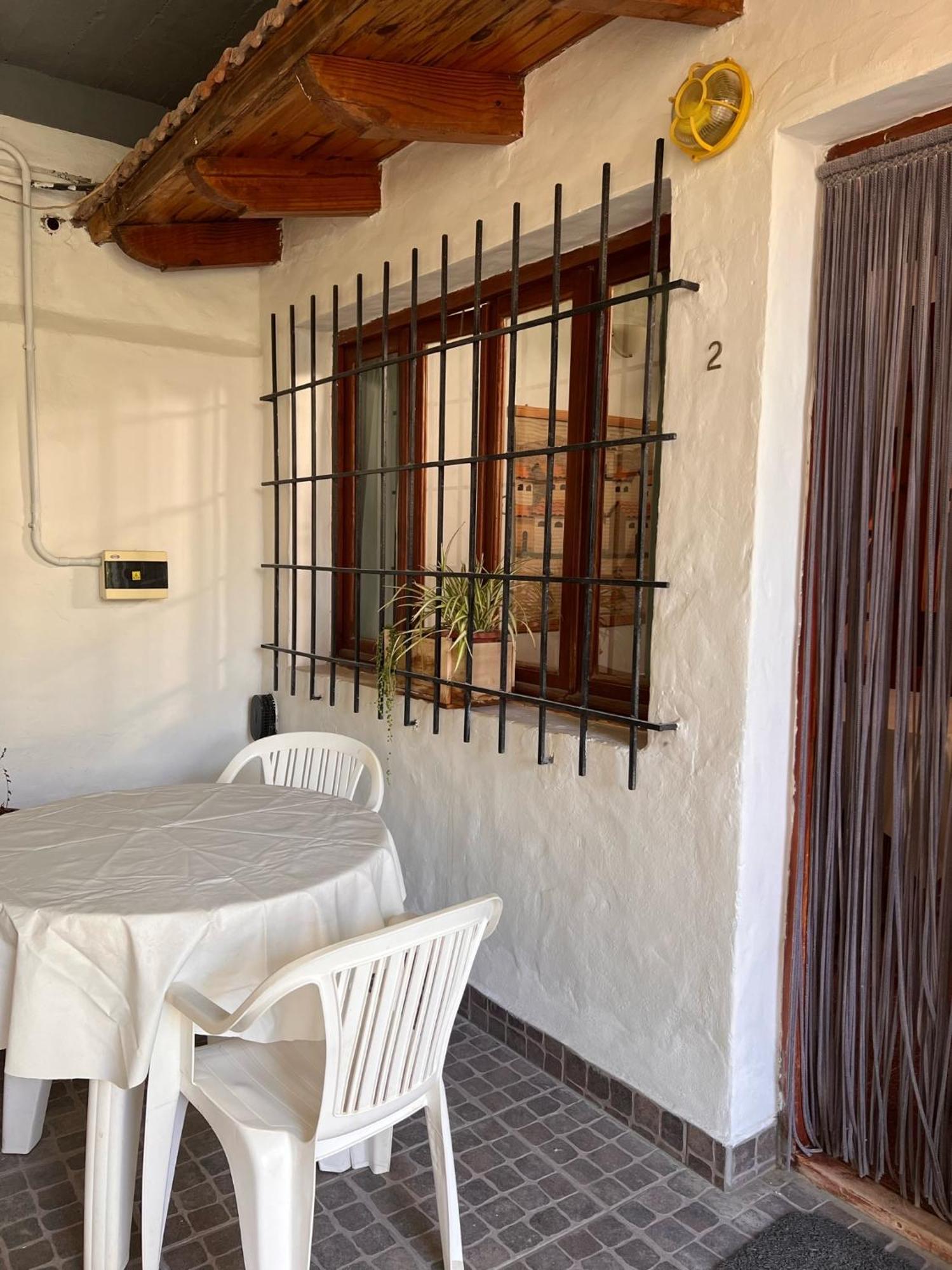 Hosteria Isabel Departamentos Y Habitaciones Con Bano Privado Las Grutas Phòng bức ảnh