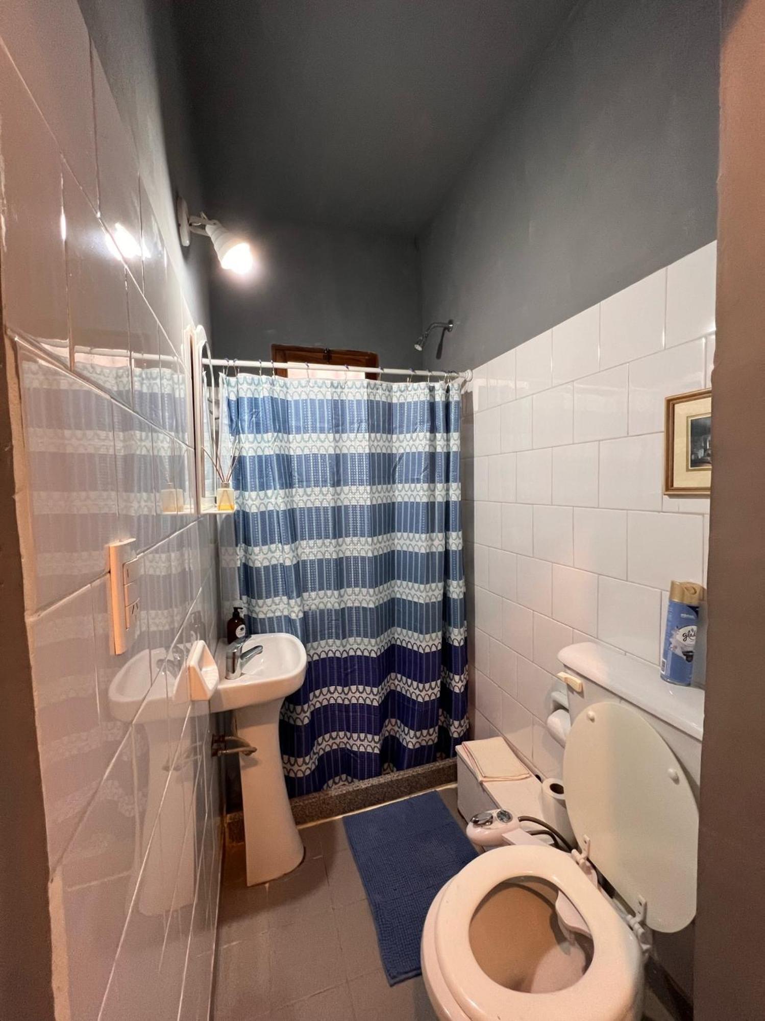 Hosteria Isabel Departamentos Y Habitaciones Con Bano Privado Las Grutas Phòng bức ảnh