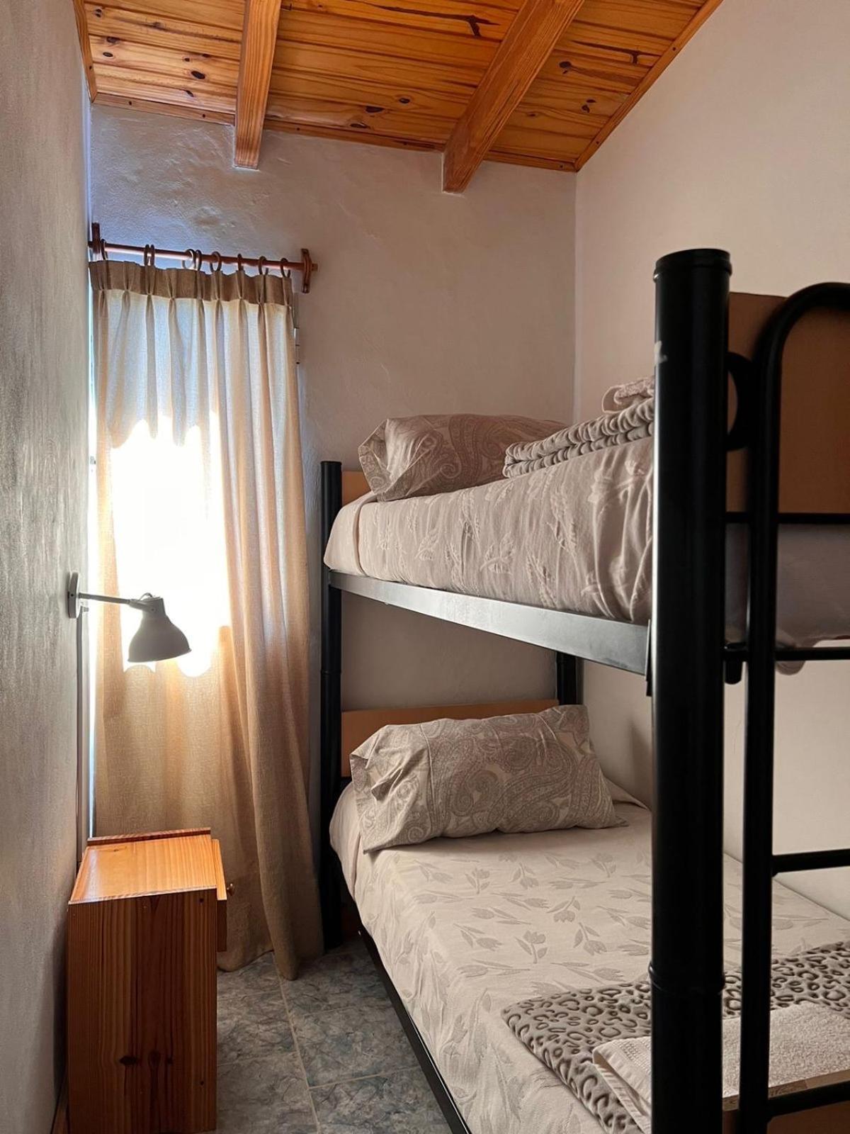 Hosteria Isabel Departamentos Y Habitaciones Con Bano Privado Las Grutas Phòng bức ảnh