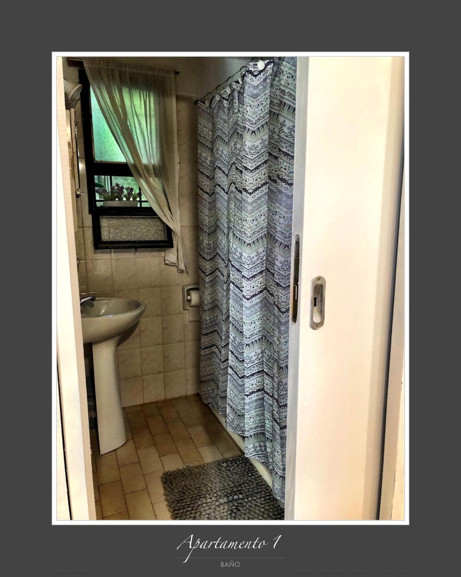 Hosteria Isabel Departamentos Y Habitaciones Con Bano Privado Las Grutas Phòng bức ảnh
